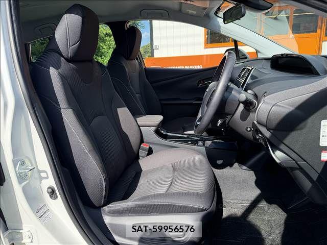 Toyota PRIUS PHV 2020-05 8337520-8