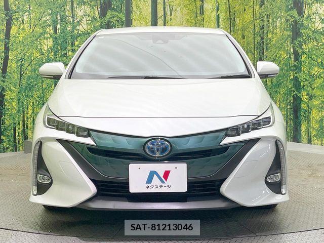 Toyota PRIUS PHV 2017-09 8337521-13