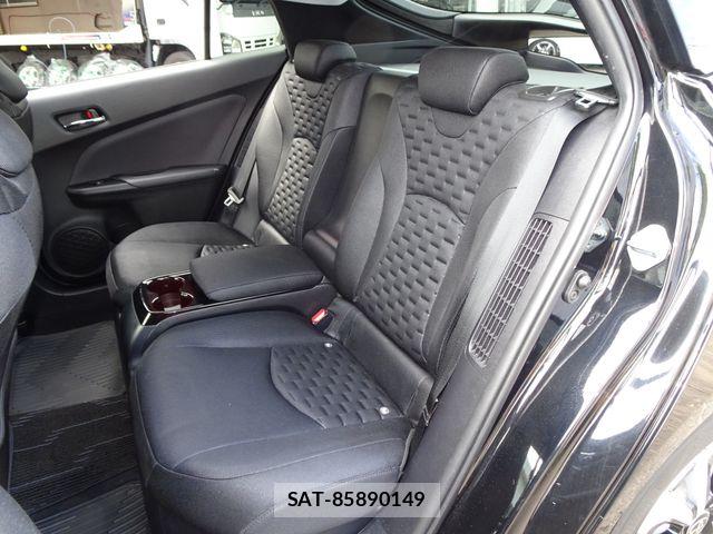 Toyota PRIUS PHV 2018-01 8337523-18
