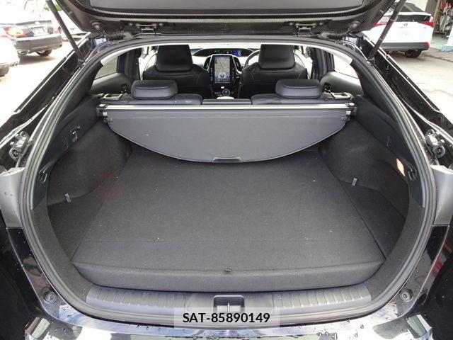 Toyota PRIUS PHV 2018-01 8337523-19