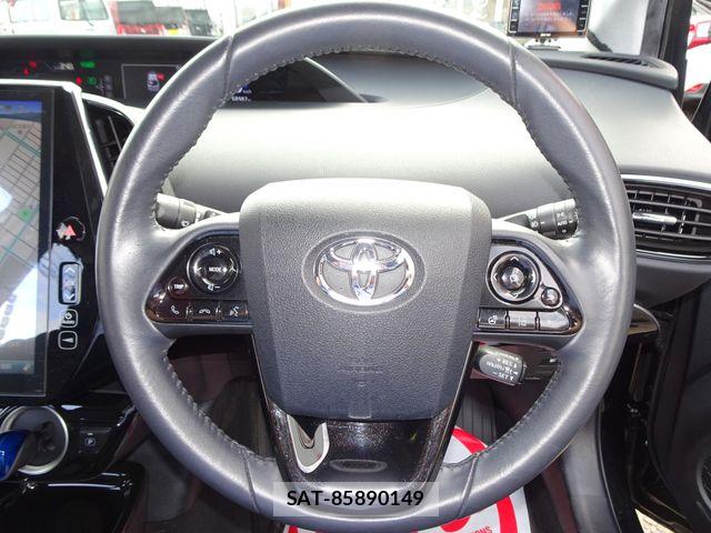 Toyota PRIUS PHV 2018-01 8337523-23