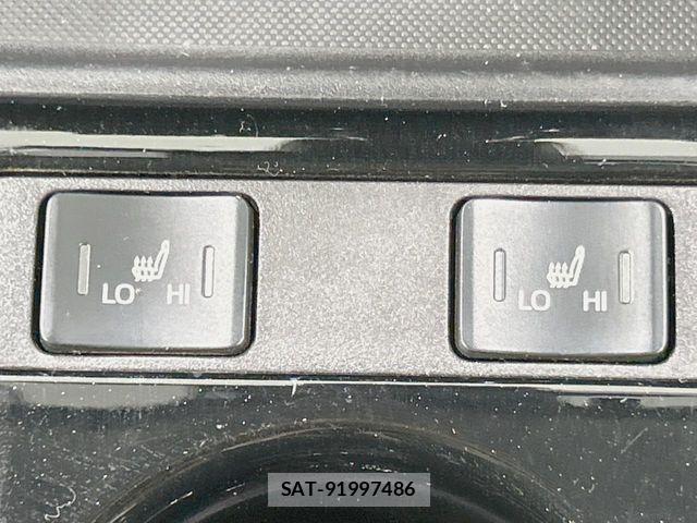 Toyota PRIUS PHV 2022-05 8337519-5