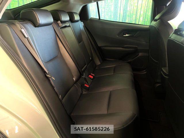 Toyota PRIUS PHV 2023-05 8337517-9