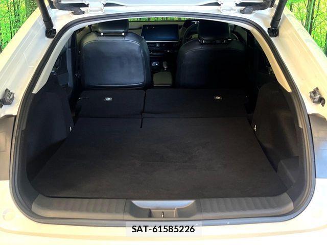 Toyota PRIUS PHV 2023-05 8337517-10