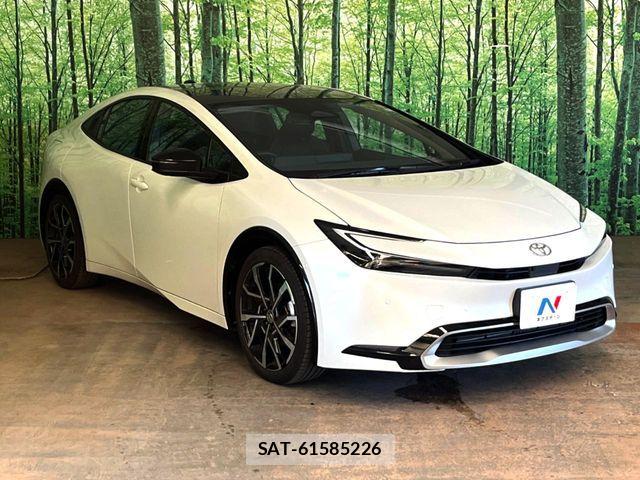 Toyota PRIUS PHV 2023-05 8337517-16