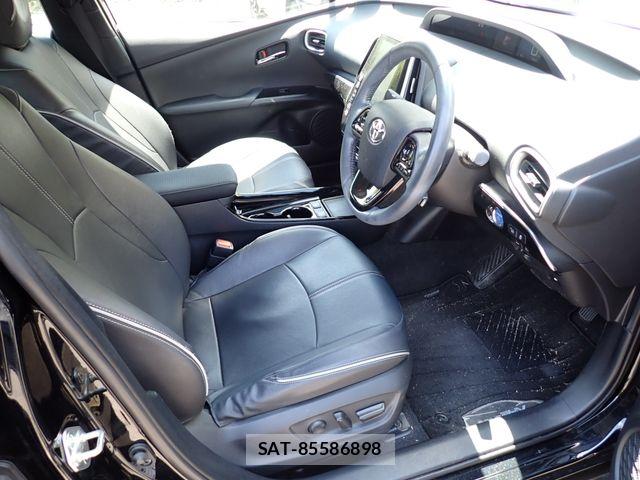 Toyota PRIUS PHV 2020-01 8337516-1
