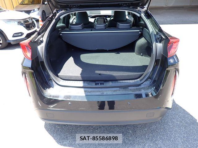 Toyota PRIUS PHV 2020-01 8337516-23