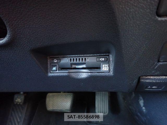 Toyota PRIUS PHV 2020-01 8337516-27