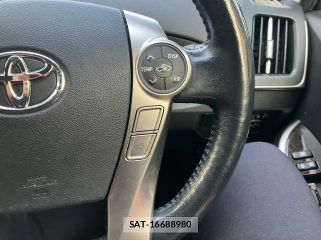 Toyota PRIUS PHV 2015-01 8337524-15