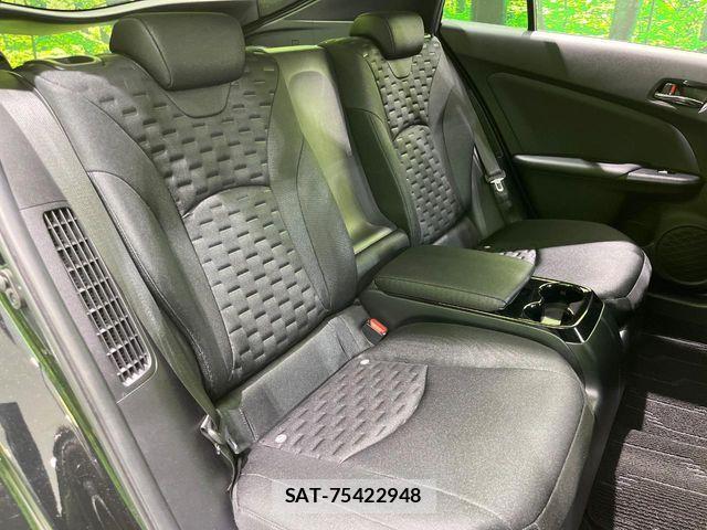 Toyota PRIUS PHV 2017-07 8355420-9