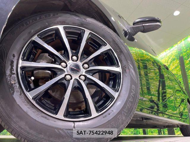 Toyota PRIUS PHV 2017-07 8355420-12