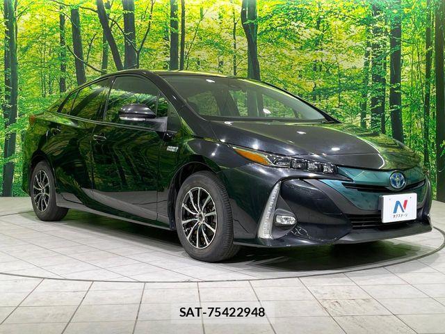 Toyota PRIUS PHV 2017-07 8355420-15