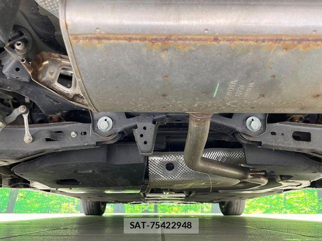 Toyota PRIUS PHV 2017-07 8355420-18