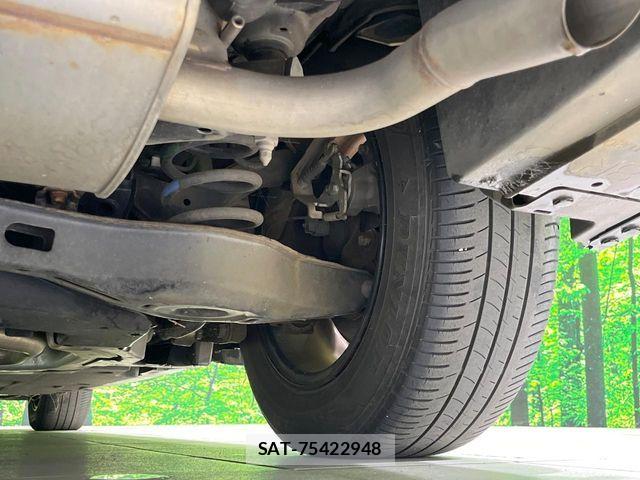 Toyota PRIUS PHV 2017-07 8355420-19