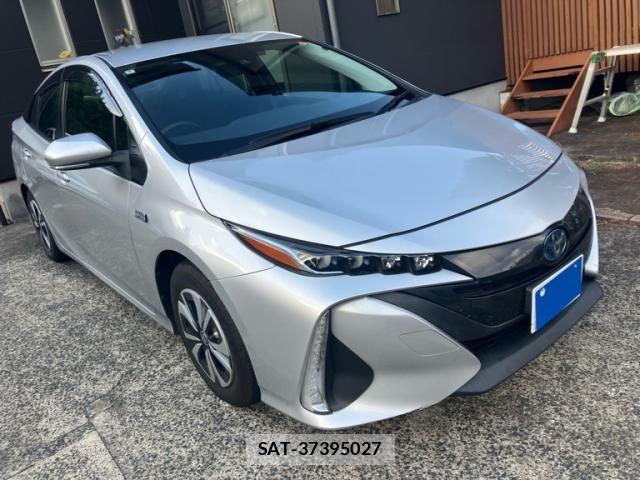 Toyota PRIUS PHV 2020-01 8355423-2