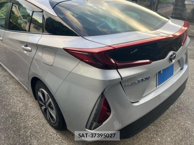 Toyota PRIUS PHV 2020-01 8355423-6