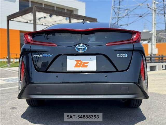 Toyota PRIUS PHV 2021-10 8355418-13