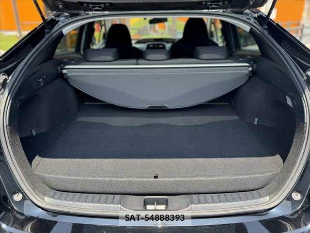 Toyota PRIUS PHV 2021-10 8355418-19