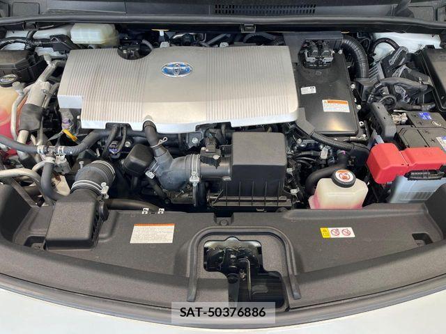 Toyota PRIUS PHV 2018-02 8355422-17