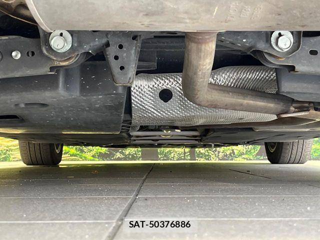 Toyota PRIUS PHV 2018-02 8355422-18