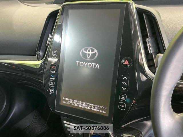 Toyota PRIUS PHV 2018-02 8355422-3