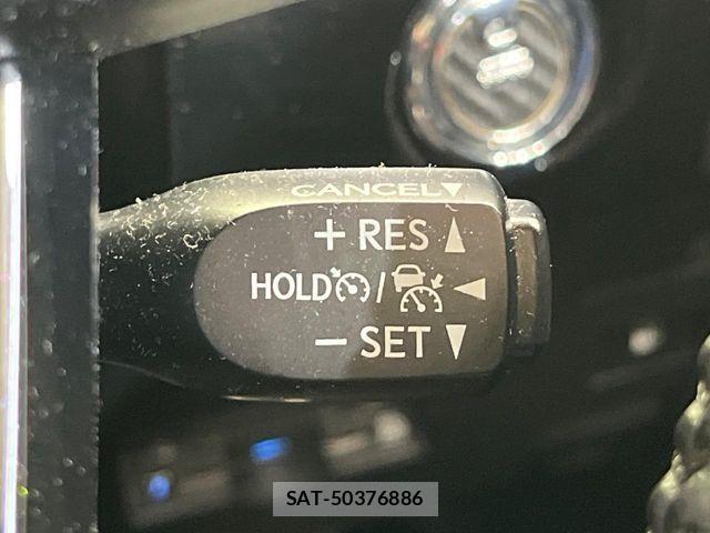 Toyota PRIUS PHV 2018-02 8355422-5