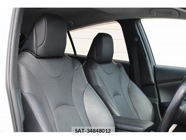 Toyota PRIUS PHV 2017-09 8355421-26