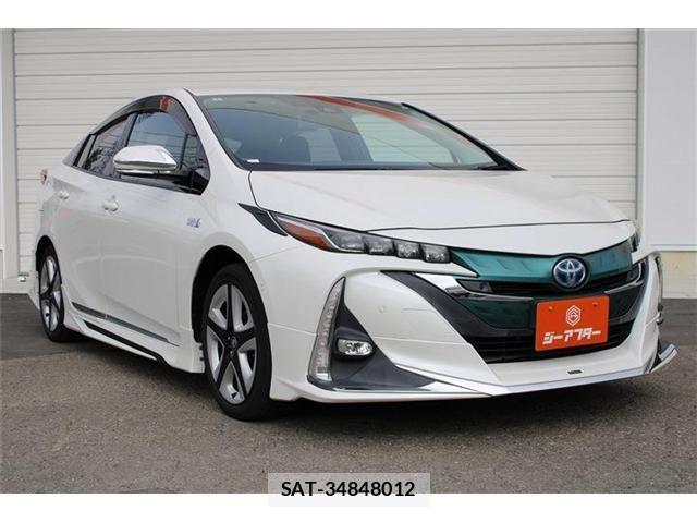 Toyota PRIUS PHV 2017-09 8355421-8