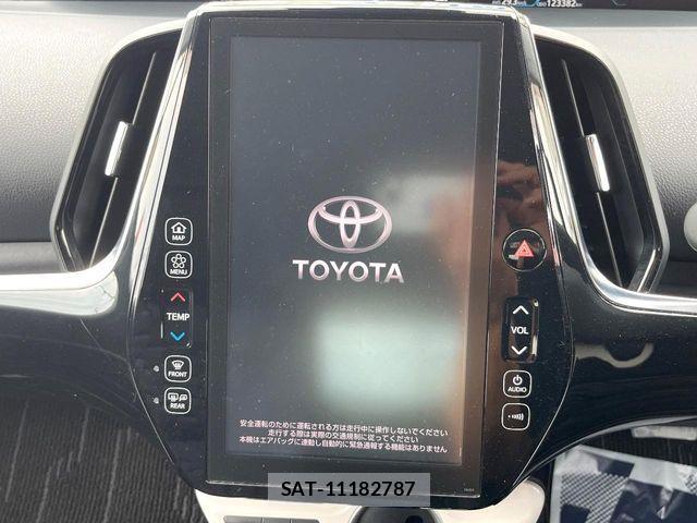 Toyota PRIUS PHV 2017-08 8355424-2