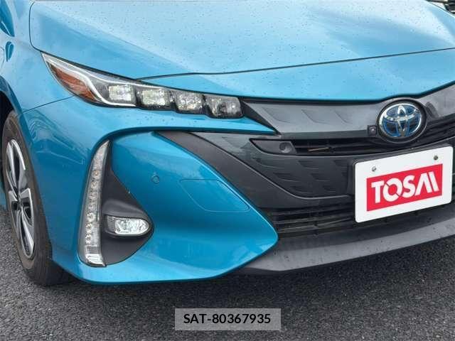 Toyota PRIUS PHV 2021-11 8355419-15
