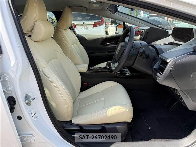 Toyota PRIUS PHV 2025-01 8355417-15