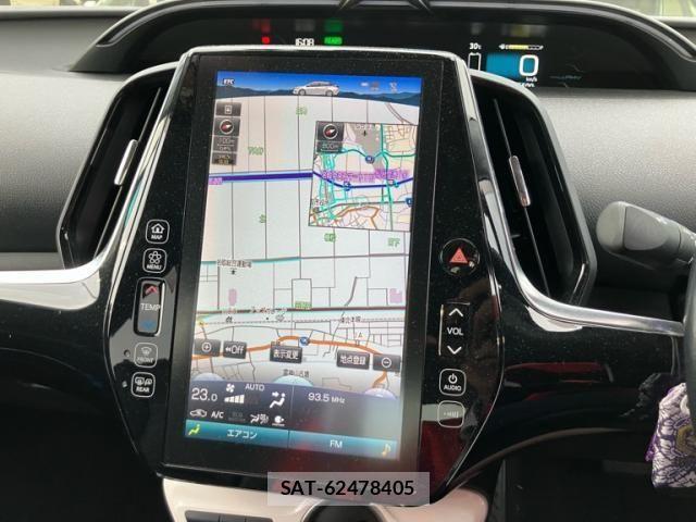 Toyota PRIUS PHV 2017-09 8368249-24