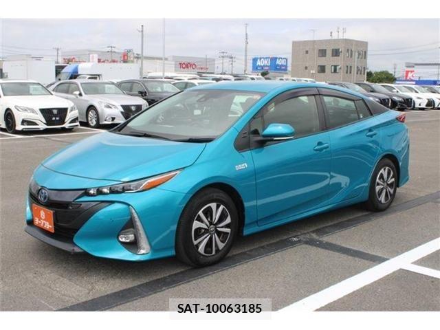 Toyota PRIUS PHV 2019-10 8368246-11