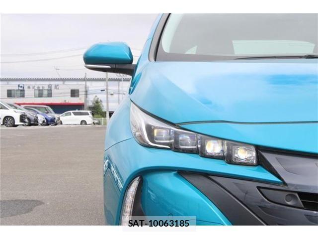 Toyota PRIUS PHV 2019-10 8368246-14