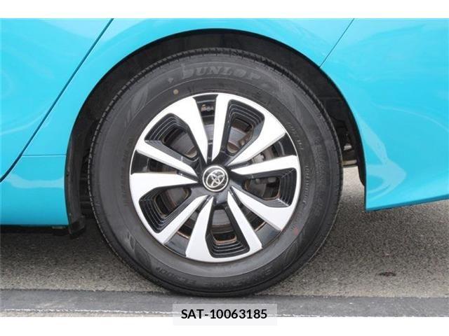 Toyota PRIUS PHV 2019-10 8368246-21