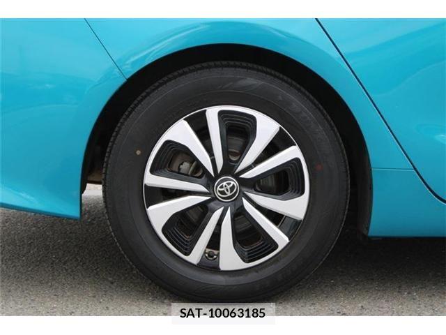 Toyota PRIUS PHV 2019-10 8368246-22