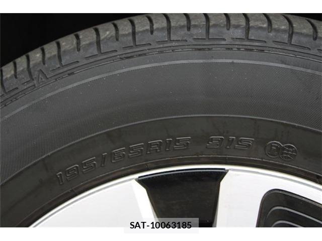 Toyota PRIUS PHV 2019-10 8368246-25
