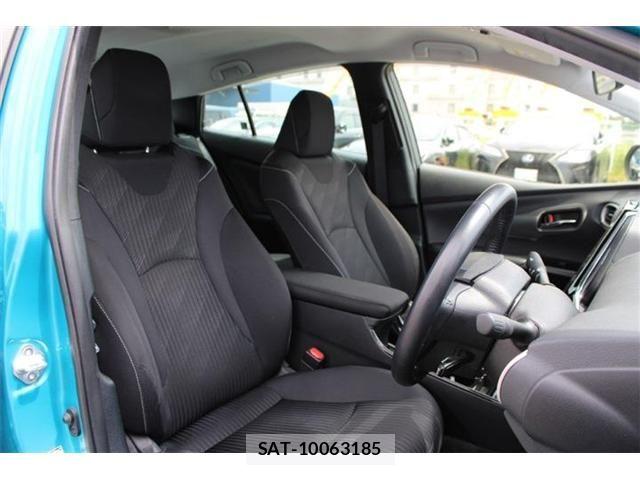 Toyota PRIUS PHV 2019-10 8368246-29