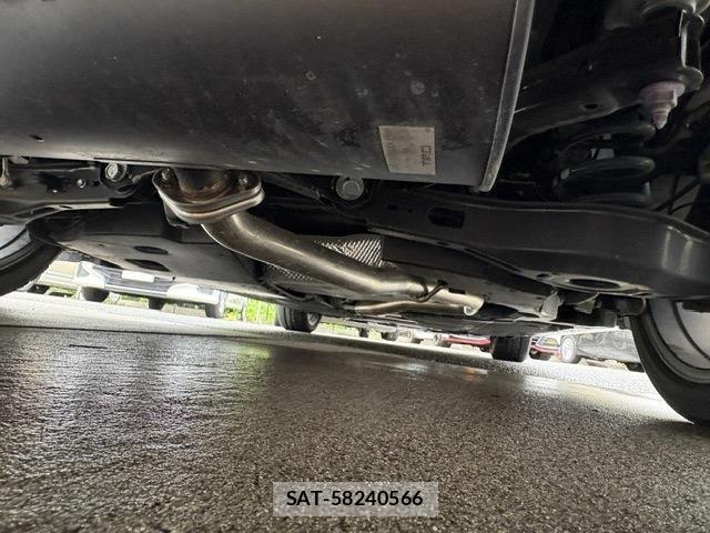 Toyota PRIUS PHV 2022-01 8368247-13