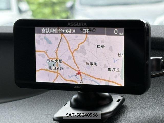 Toyota PRIUS PHV 2022-01 8368247-18
