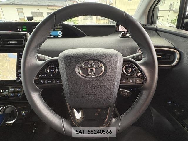Toyota PRIUS PHV 2022-01 8368247-29