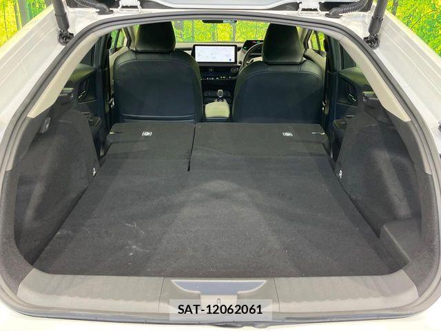 Toyota PRIUS PHV 2023-07 8368245-9