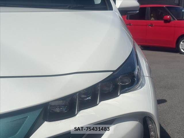 Toyota PRIUS PHV 2017-05 8368248-22