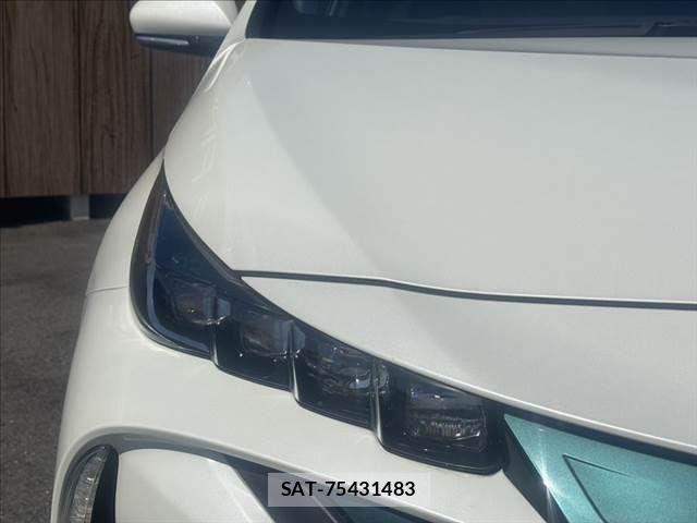 Toyota PRIUS PHV 2017-05 8368248-23