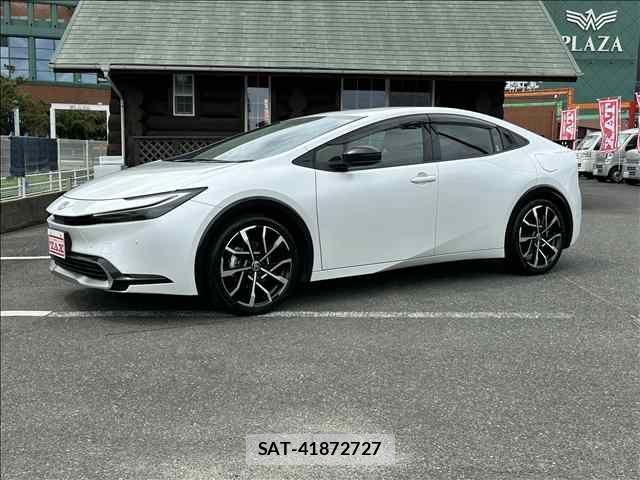Toyota PRIUS PHV 2025-01 8368244-0