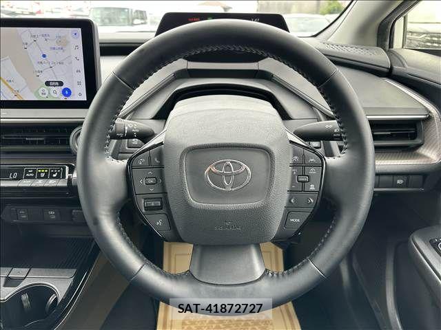 Toyota PRIUS PHV 2025-01 8368244-1