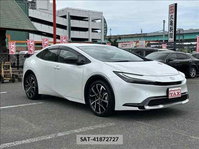 Toyota PRIUS PHV 2025-01 8368244-6