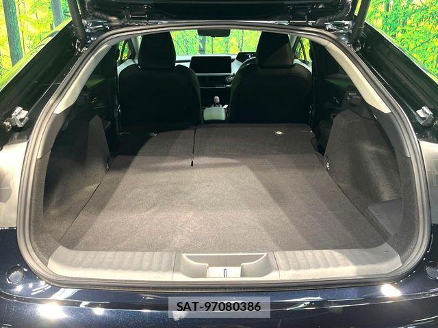 Toyota PRIUS PHV 2025-03 8368243-9