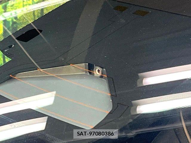 Toyota PRIUS PHV 2025-03 8368243-4