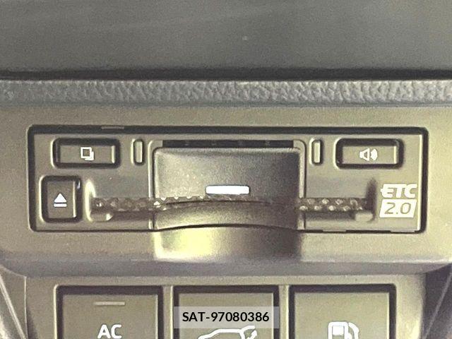 Toyota PRIUS PHV 2025-03 8368243-6